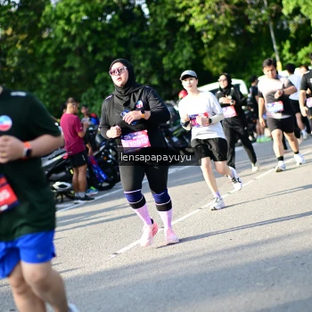 Runner Photo 4143564