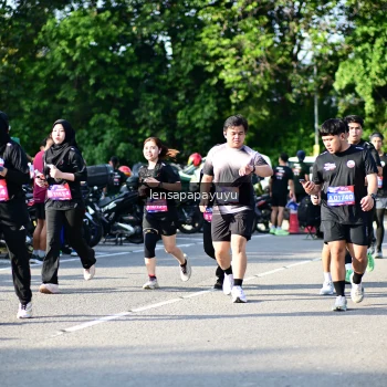 Runner Photo 4143567