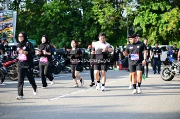 Runner Photo 4143570