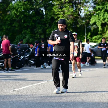 Runner Photo 4143585