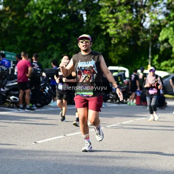 Runner Photo 4143588