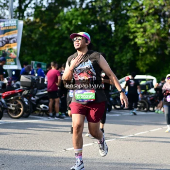 Runner Photo 4143599