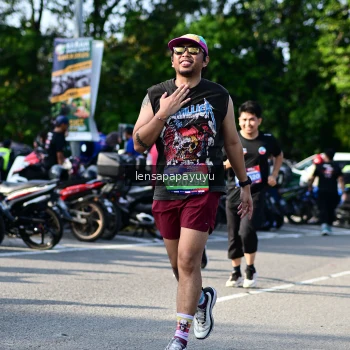 Runner Photo 4143601