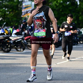 Runner Photo 4143603