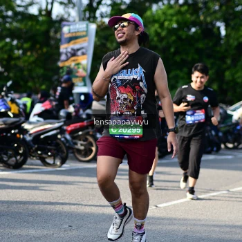 Runner Photo 4143604