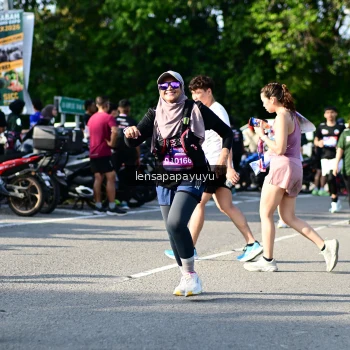 Runner Photo 4143605