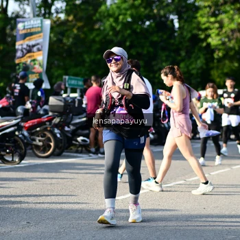 Runner Photo 4143612