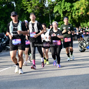 Runner Photo 4143630