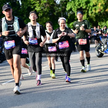 Runner Photo 4143632