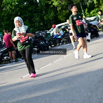 Runner Photo 4143641