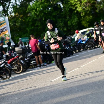 Runner Photo 4143644