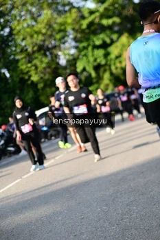 Runner Photo 4143650