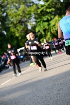 Runner Photo 4143652