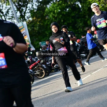Runner Photo 4143658
