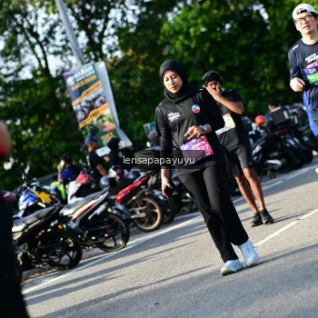 Runner Photo 4143662