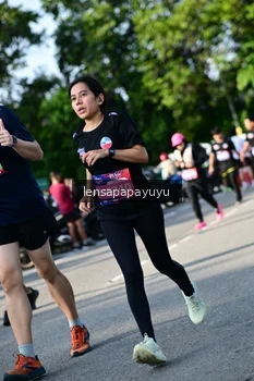 Runner Photo 4143673