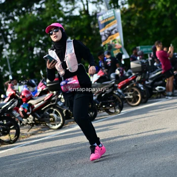 Runner Photo 4143684