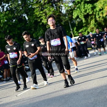 Runner Photo 4143685