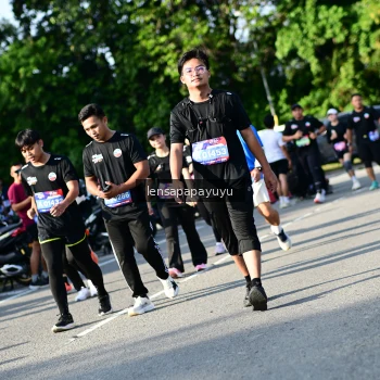 Runner Photo 4143689