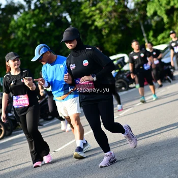 Runner Photo 4143702