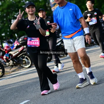 Runner Photo 4143711