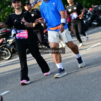 Runner Photo 4143712