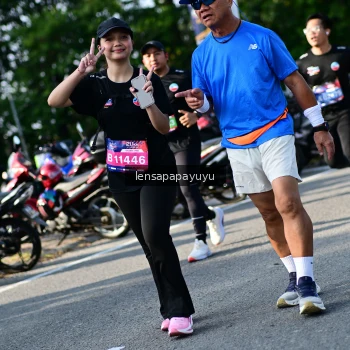 Runner Photo 4143714