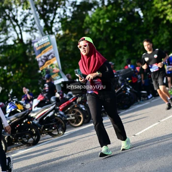 Runner Photo 4143733