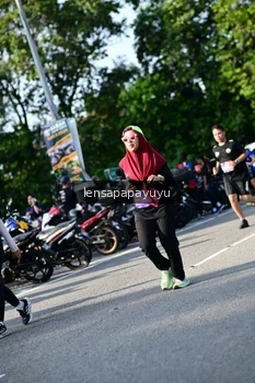 Runner Photo 4143736