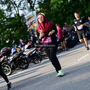 Runner Photo 4143737