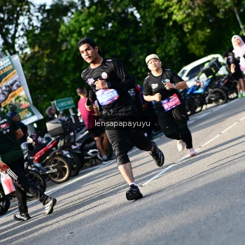 Runner Photo 4143748
