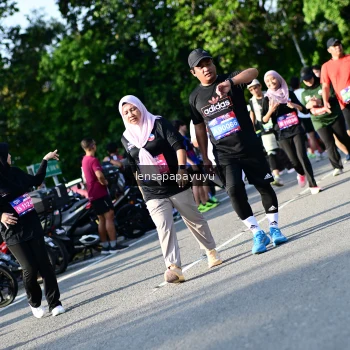 Runner Photo 4143756
