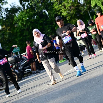 Runner Photo 4143757