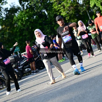 Runner Photo 4143758