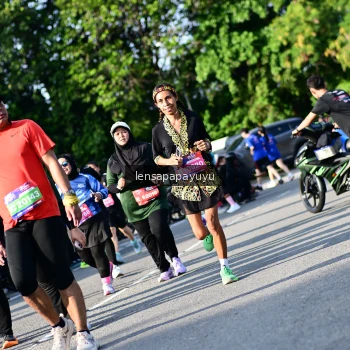 Runner Photo 4143777