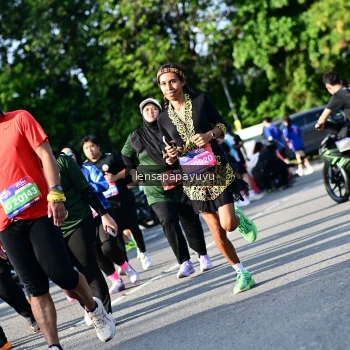 Runner Photo 4143778