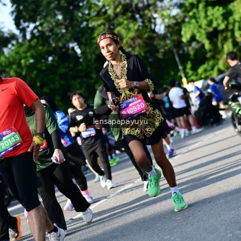 Runner Photo 4143781