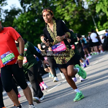 Runner Photo 4143784