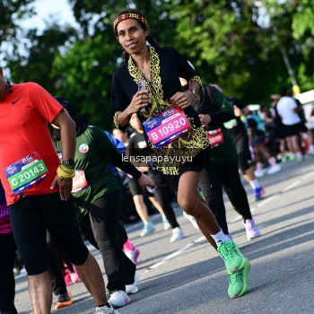 Runner Photo 4143789