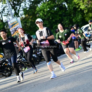 Runner Photo 4143804