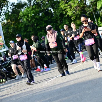 Runner Photo 4143809