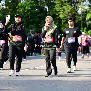Runner Photo 4143827