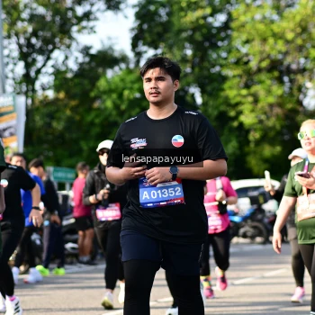 Runner Photo 4143829