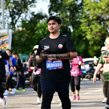 Runner Photo 4143830