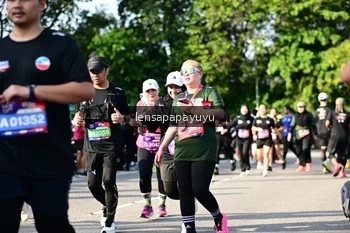 Runner Photo 4143835