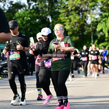 Runner Photo 4143837