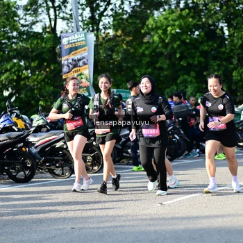 Runner Photo 4143844