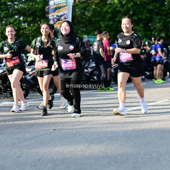 Runner Photo 4143859