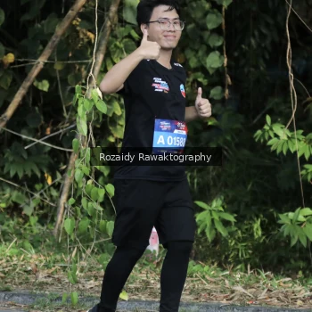 Runner Photo 4143872