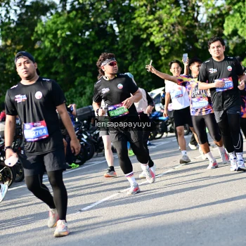 Runner Photo 4143886